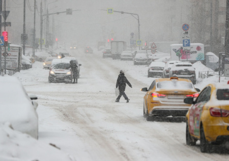 Камера засняла момент наезда на ребенка в Кемеровской области