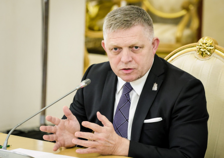 «Они вредят»: Фицо раскрыл, как проголосует Словакия в ЕС по газу из России