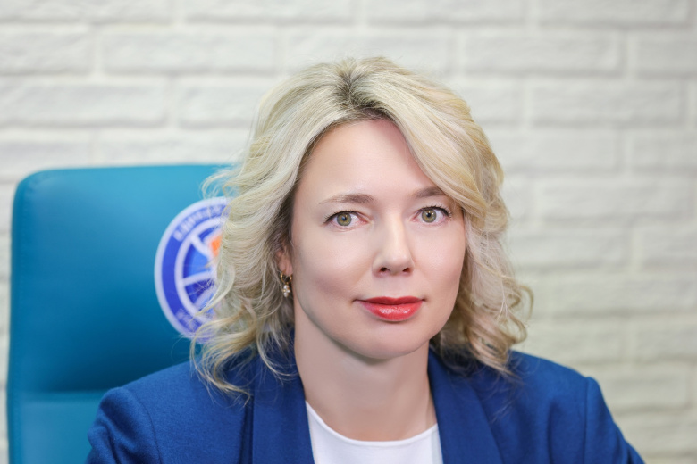 Илона Корстин