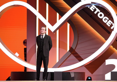 Хабенский объяснил, почему волонтерство стало его жизненным принципом