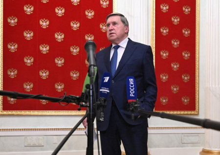 Ушаков раскрыл маршрут делегации США после встречи в Москве