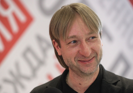 Плющенко оплатил лечение своей фигуристки на фоне скандала об избиениях