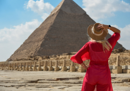 Фотографы-вымогатели начали обманывать россиян в Египте