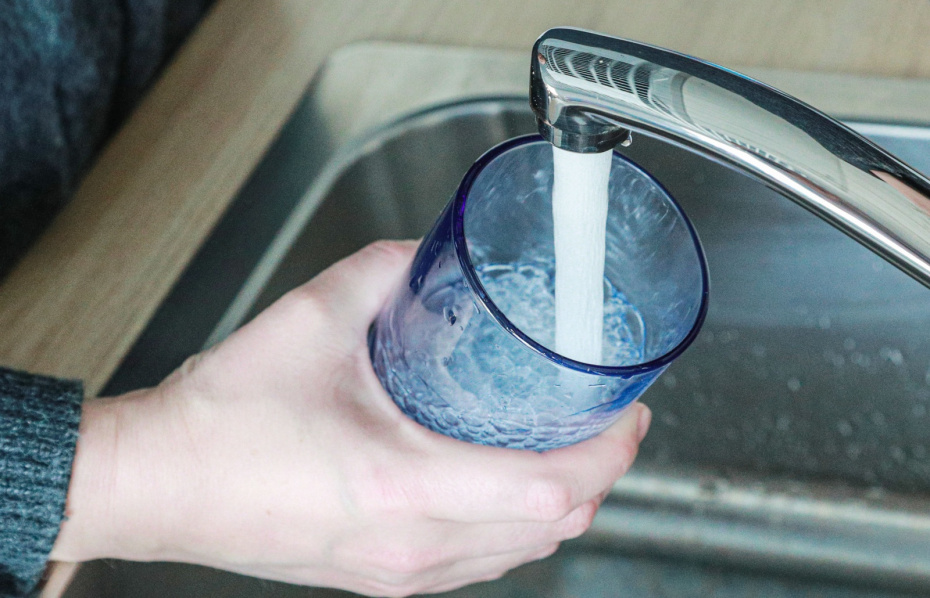 Секреты спецслужб и народные хитрости для застолий: как пить и не пьянеть