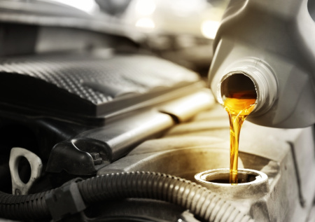 Россиянам раскрыли, как моторное масло может продлить срок службы двигателя