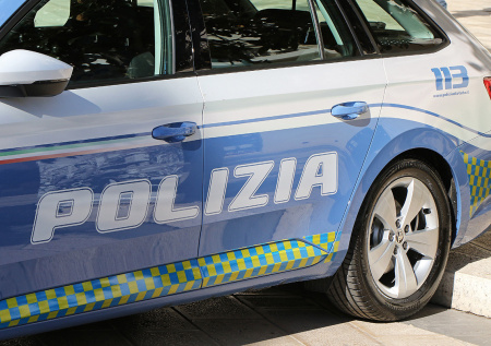 У 13 модных брендов потребовали документы в полиции