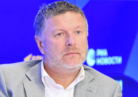 Кафельников жестко высказался о смене спортивного гражданства Потаповой