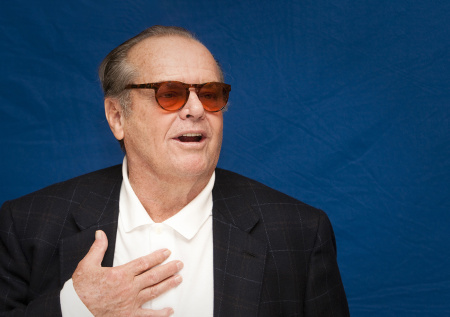 В Сети появились редкие кадры ставшего затворником Николсона