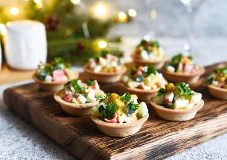 Врач ответила, с каких блюд полезнее всего начинать застолье