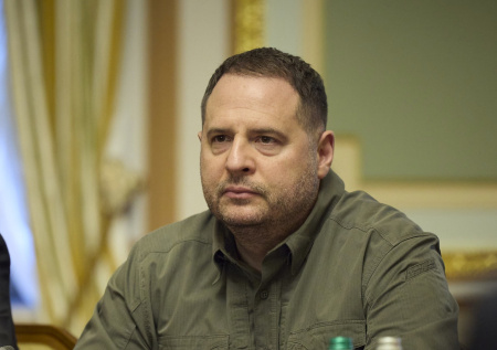 Раскрыто будущее Ермака, сохранившего должности в структурах власти Украины