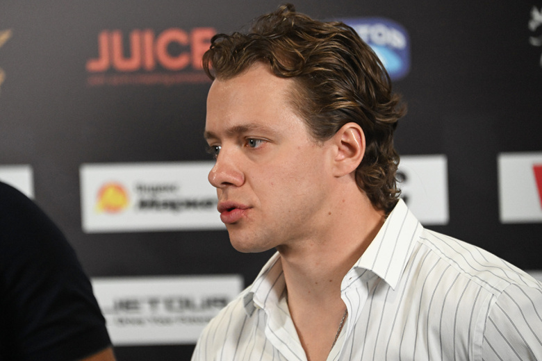 Артемий Панарин