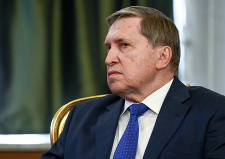 Ушаков раскрыл, сколько длился разговор Путина и Моди тет-а-тет