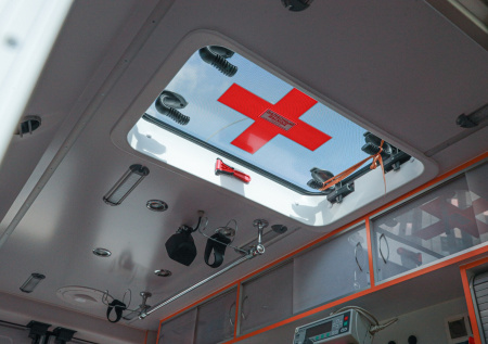 В Ингушетии перевернулся школьный микроавтобус с детьми