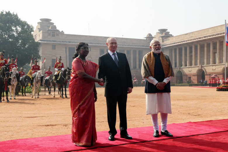 Церемония официальной встречи Владимира Путина президентом Индии Драупади Мурму и премьер-министром Индии Нарендрой Моди