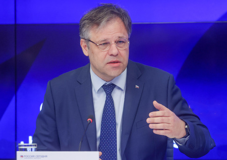 Мирошник раскрыл цель украинских фейков о якобы украденных детях