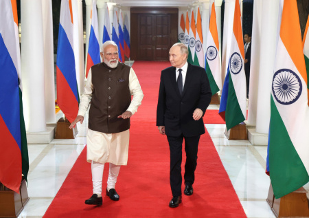 Путин и Моди начали переговоры в Нью-Дели