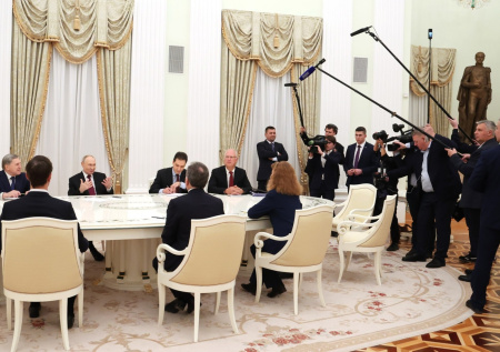 Ушаков заявил, что Путин и Уиткофф понимают друг друга с полуслова