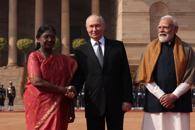 Церемония официальной встречи президента РФ Владимира Путина президентом Индии Дроупади Мурму и премьер-министром Индии Нарендрой Моди
