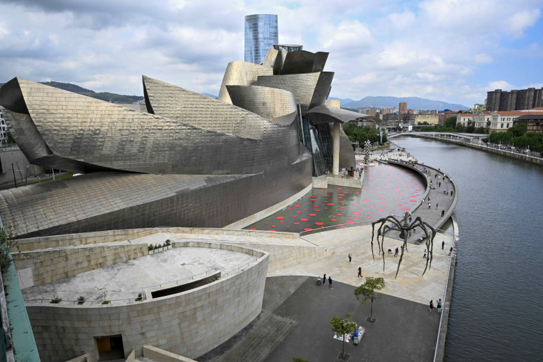 Музей Гуггенхайма в Бильбао