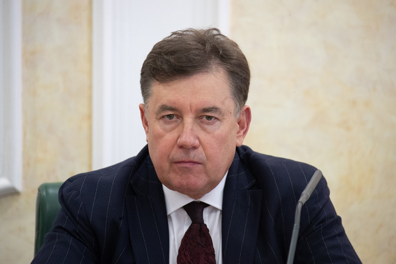 Виктор Момотов