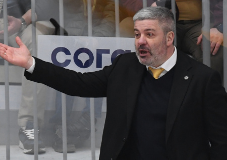 Главного тренера «Адмирала» отстранили от работы