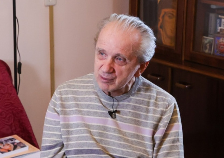 Народный артист РФ Стеблов задал острый вопрос об эмиграции Пугачевой