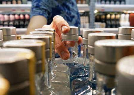 Россияне начали пить как в 90-х