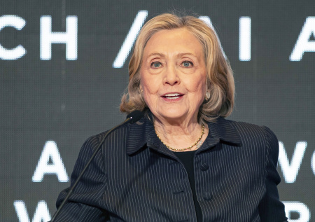 Клинтон оценила новую доктрину безопасности США