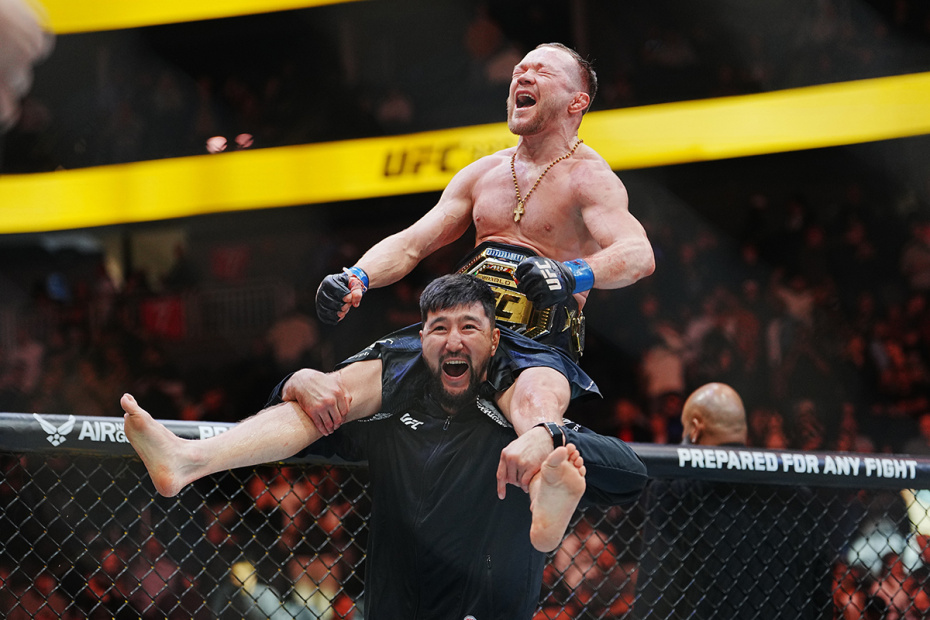 Петр Ян после победы над Мерабом Двалишвили в поединке за титул чемпиона мира на турнире UFC 323