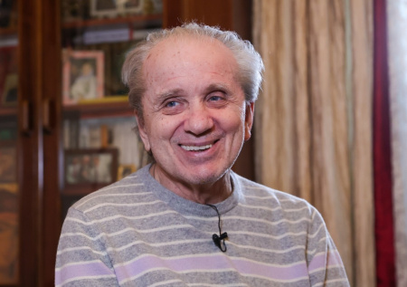 Народный артист Стеблов рассказал о самочувствии после операции