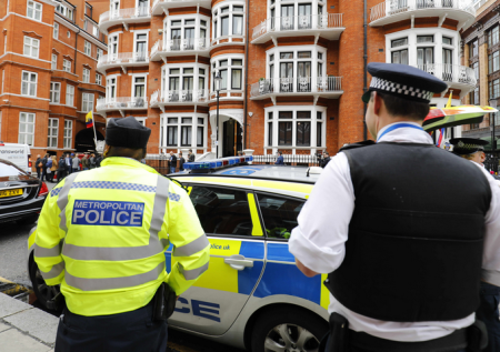 В Швеции прошел неонацистский марш впервые за 15 лет