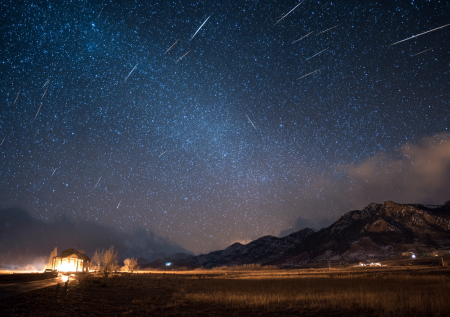 Астроном рассказал, как лучше наблюдать пик звездопада Геминиды