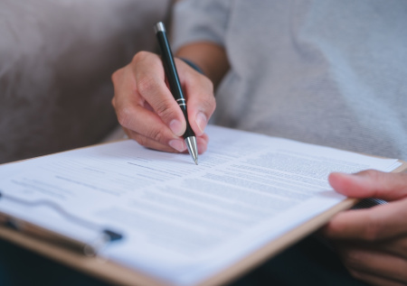 Юрист объяснил, необходимо ли уведомлять компанию о второй работе