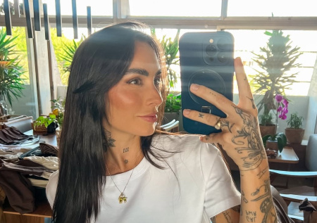 Годовалого сына известной блогерши госпитализировали после опасной находки