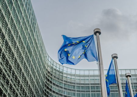 На Западе раскрыли, кто обеспечит кредит Украине за счет активов России