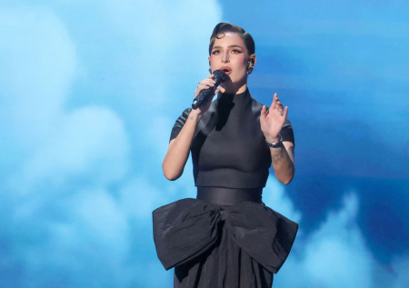 SEVILLE из Artik&Asti рассказала о новом рекорде группы