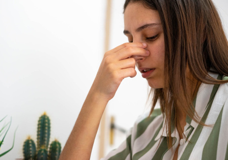 Вредная привычка обернулась для москвички провалившимся носом