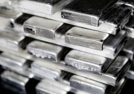 Серебро преодолело исторический ценовой рубеж на бирже