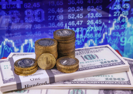 Что будет с рублем? Курс сегодня, 9 декабря, что с долларом, евро и юанем