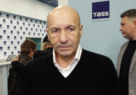 Крутой ответил на слухи о запрете Орбакайте петь его песни