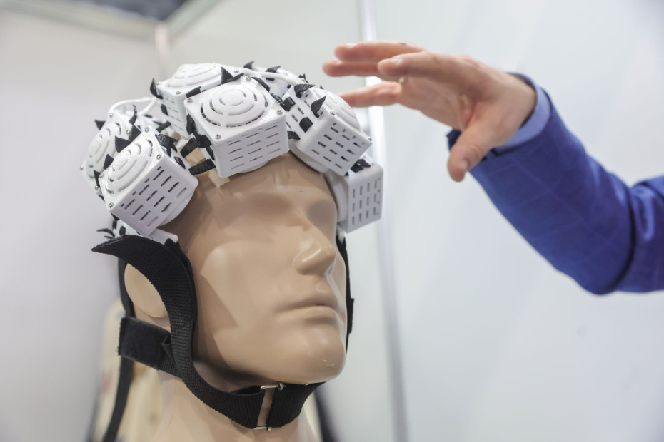 Устройство для лечения и профилактики проблем кровообращения мозга и нейродегенеративных заболеваний Elmedlife