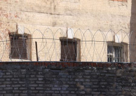 Судьям ужесточили правила отправки обвиняемых в СИЗО