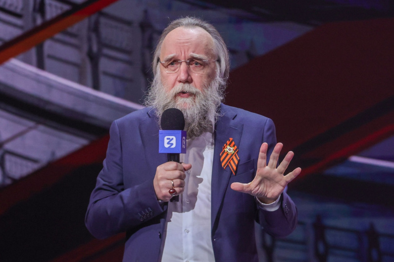 Александр Дугин