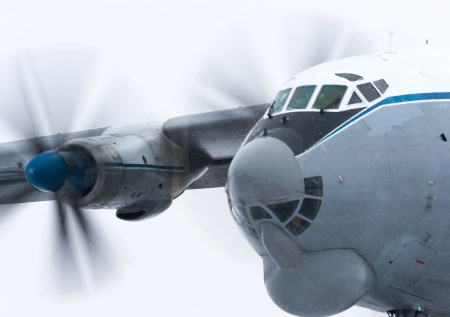 Появились новые подробности поиска погибших при крушении Ан-22