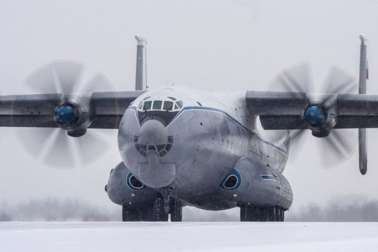 Самолет Ан-22