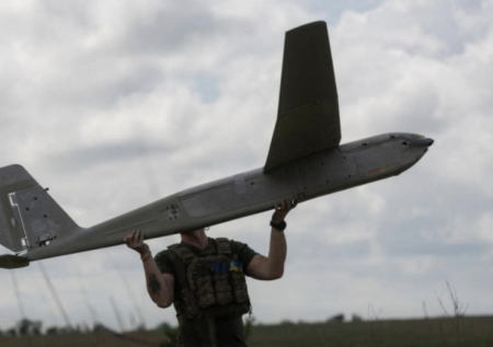 Дрон-камикадзе ВСУ выбил стекла в домах жителей Горловки