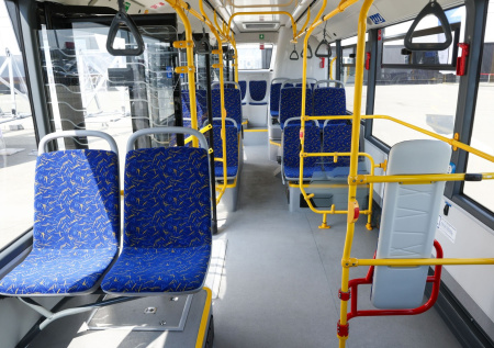 В Кемерово произошел скандал между кондуктором автобуса и пассажиром