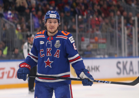 Российский хоккеист стал второй звездой дня в НХЛ