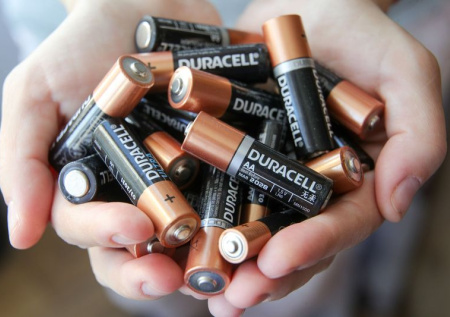 Первое российское производство батареек из отходов откроют в Москве