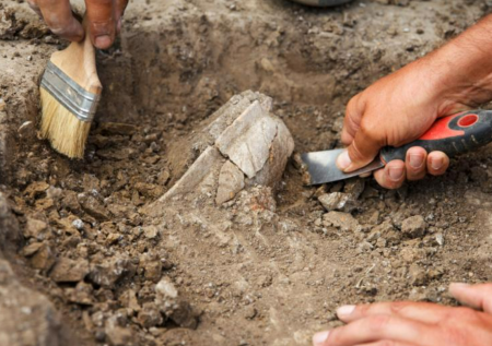 Находка британских археологов переписала историю использования огня